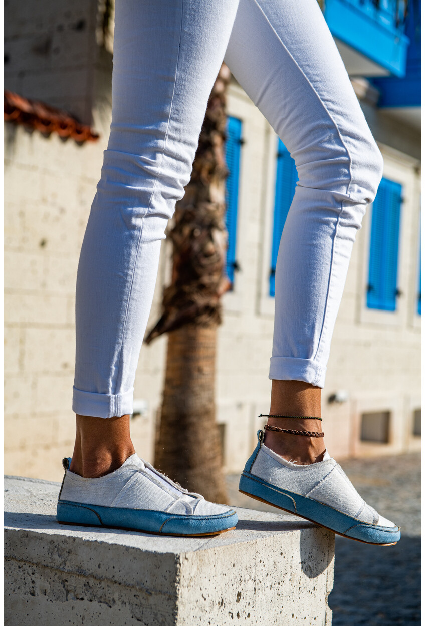 GUKI35 Find Your Wings Sneaker Gk2101-01006