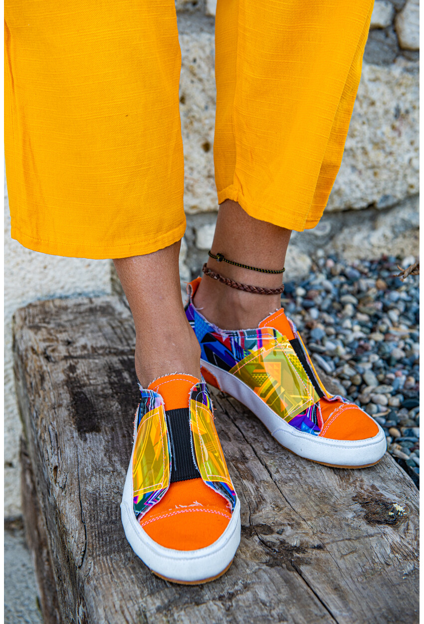 GUKI35 My Kind Of Beautiful Sneaker Gk2101-01009