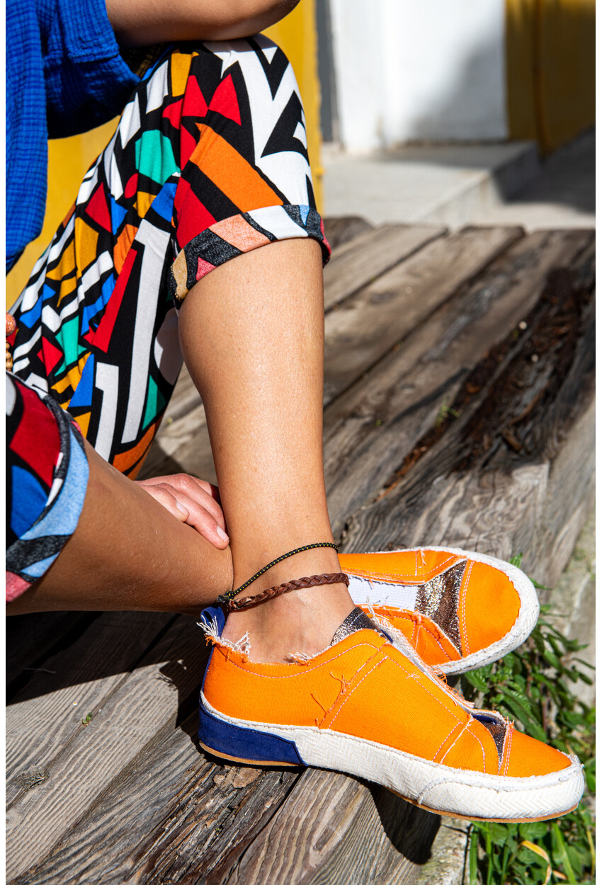 GUKI35 Own Yourself Sneaker Gk2101-01011