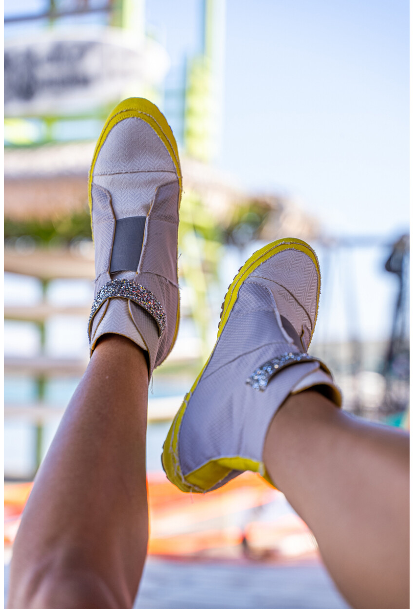 Guki35 Kadın Gri Günlük Rahat Vegan Peace High Top Sneaker Gk-Leporis007