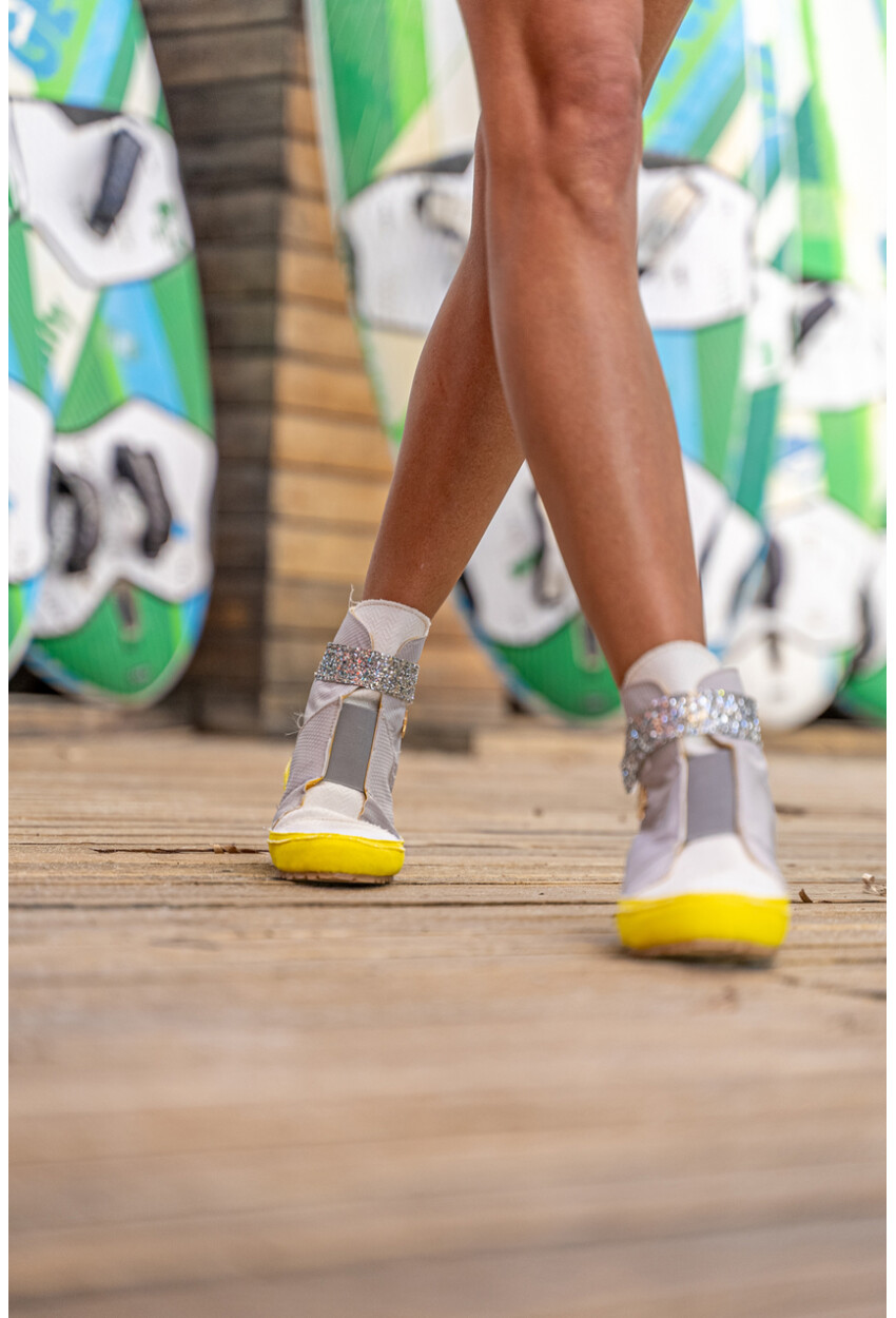 Guki35 Kadın Gri Günlük Rahat Vegan Peace High Top Sneaker Gk-Leporis007