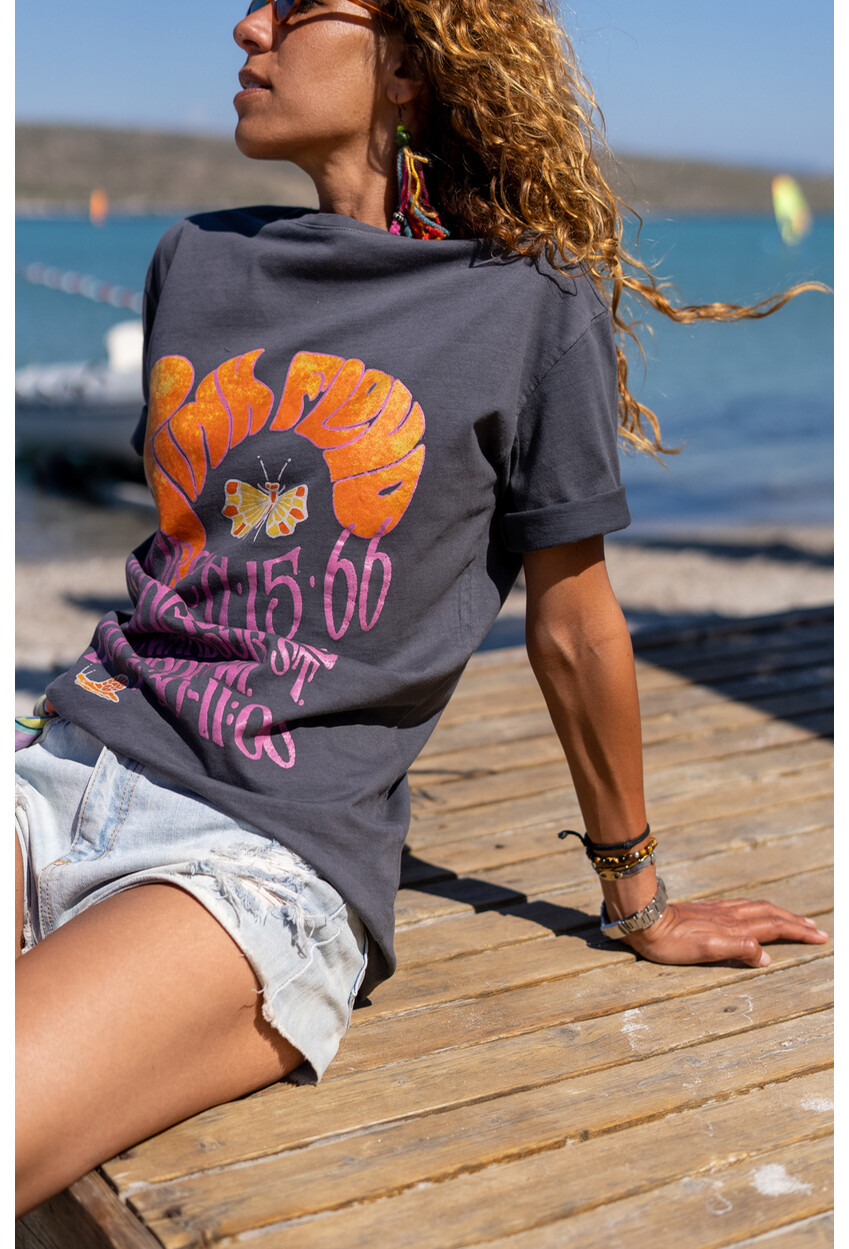 Kadın Antrasit Pink Floyd Baskılı Oversize T-Shirt Dv4