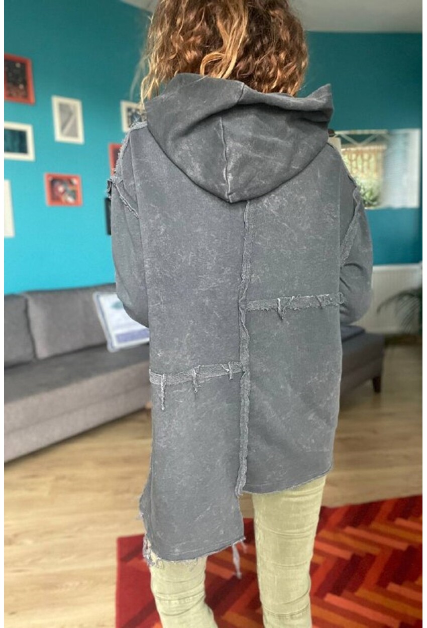 Kadın Antrasit Yıkamalı Kapüşonlu Asimetrik Kesim Parçalı Oversize Sweatshirt Rsd3055