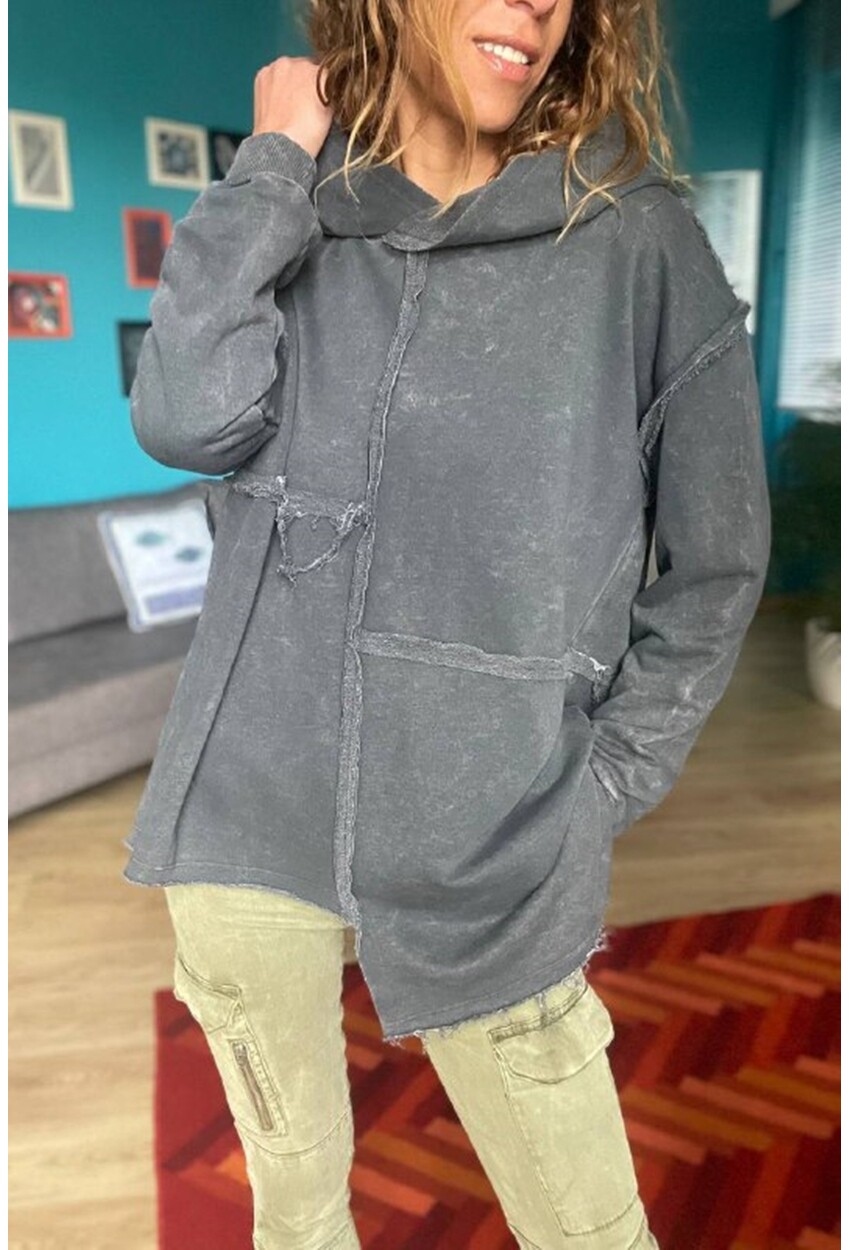 Kadın Antrasit Yıkamalı Kapüşonlu Asimetrik Kesim Parçalı Oversize Sweatshirt Rsd3055