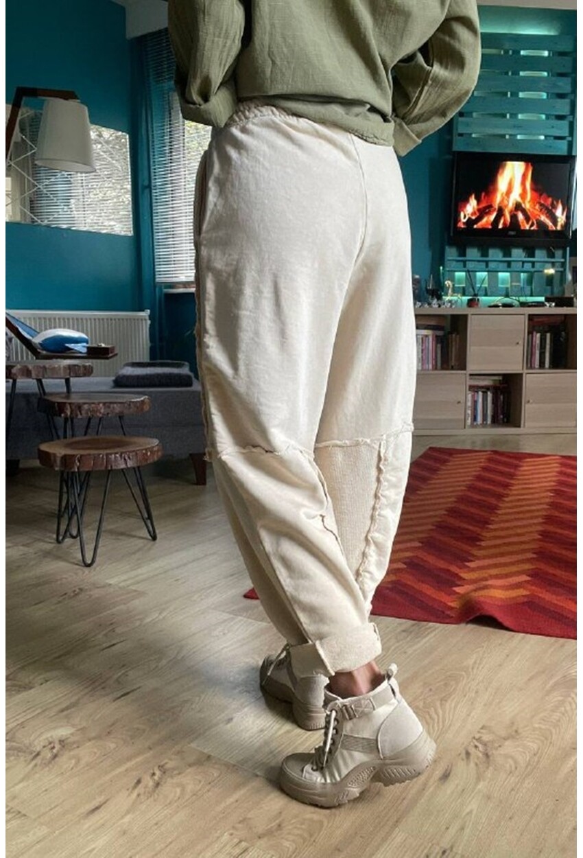 Kadın Bej Yıkamalı Lazer Dikişli Cepli Beli Lastikli Salaş Oversize Pantolon Rsd3058
