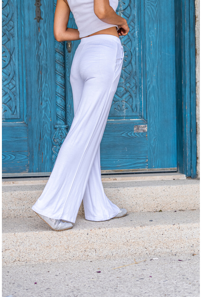 Kadın Beyaz Beli Lastikli Cepli Bol Paça Yumuşak Dokulu Pantolon Bst3169