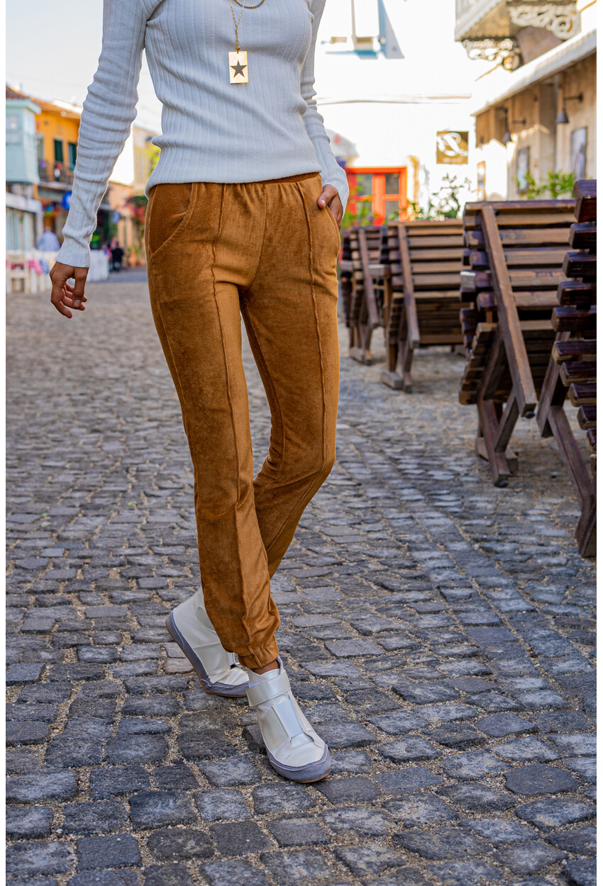 Kadın Camel Kadife Beli Paçası Lastikli Cepli Tayt Pantolon GK-ART4014