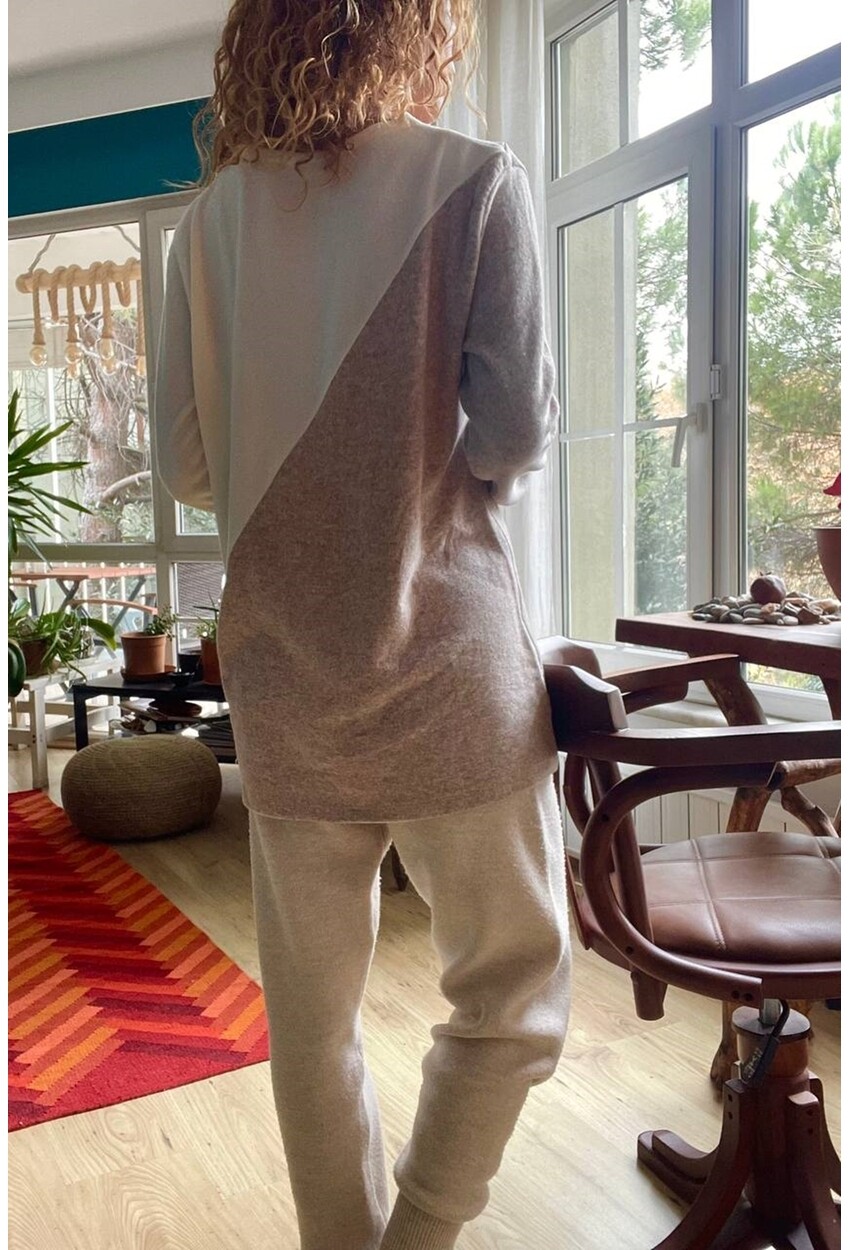 Kadın Ekru-Bej Verev Color Block Yumuşak Dokulu Salaş Tunik Kazak Nc1