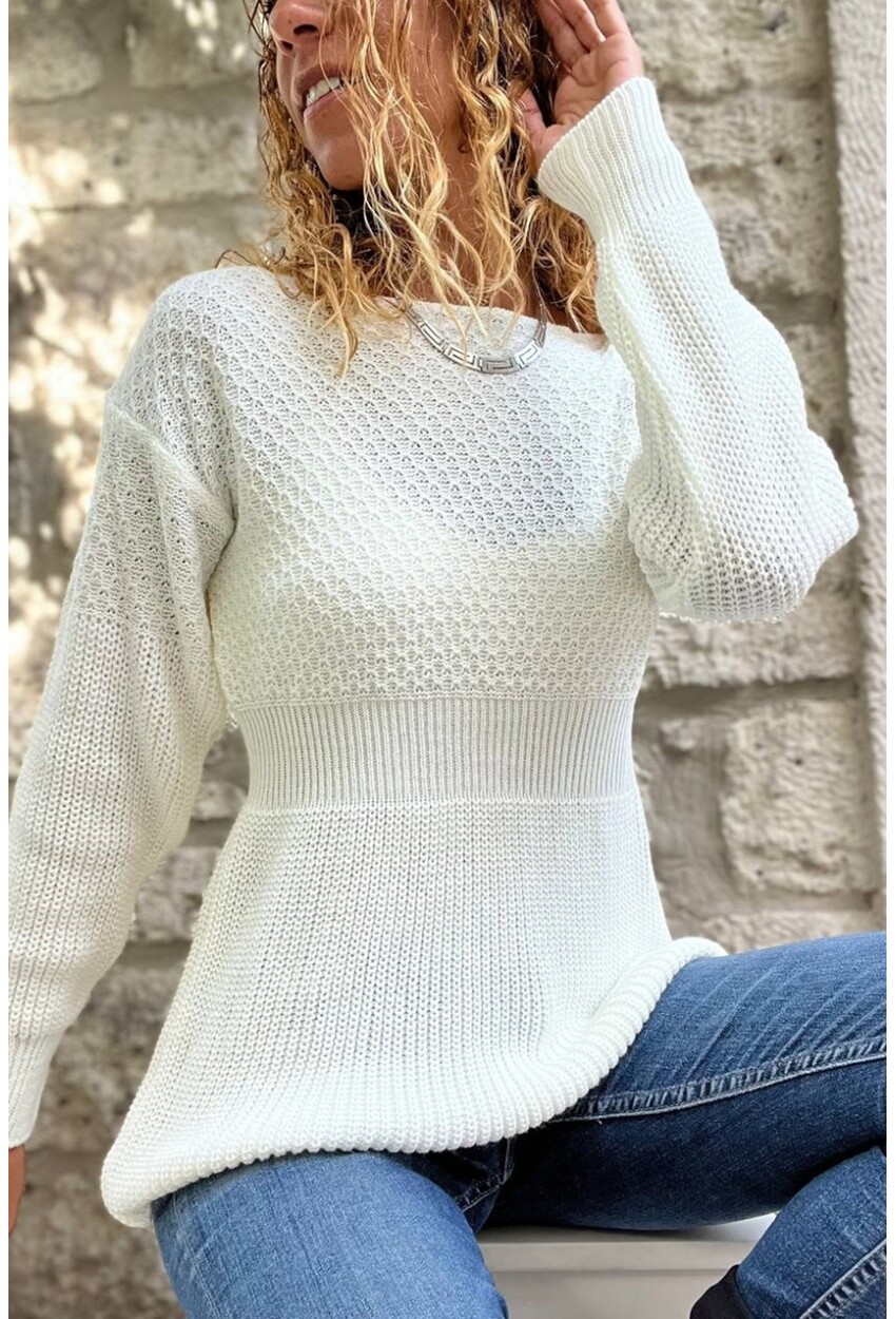 Kadın Ekru Kayık Yaka Özel Dokulu Kazak Cck95005