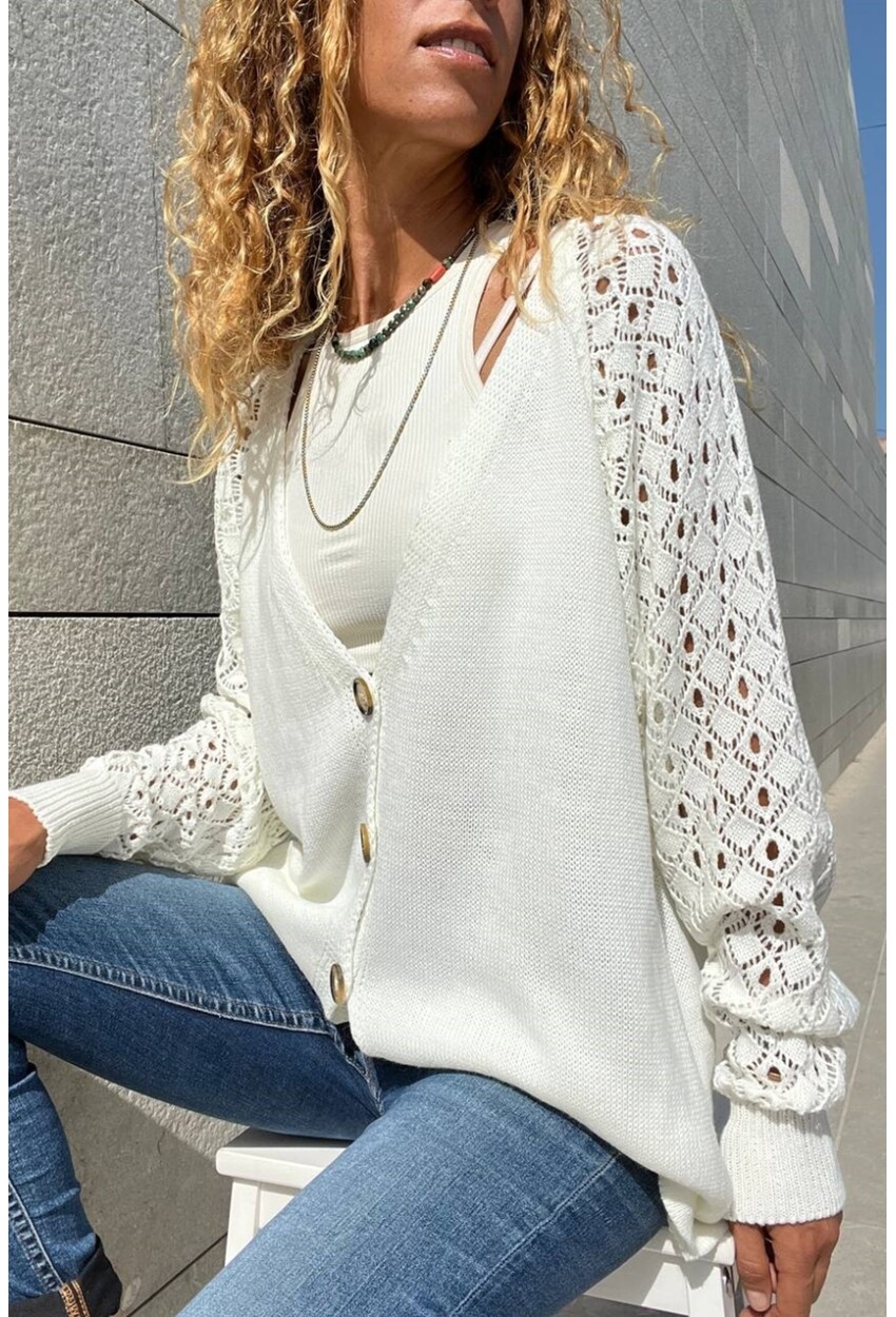 Kadın Ekru Raglan Kol Düğmeli Kolları Ajurlu Salaş Hırka Cck95004