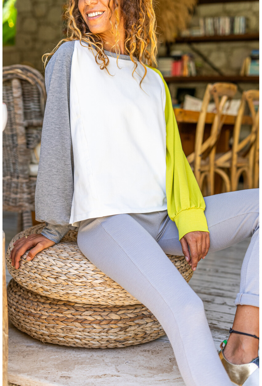 Kadın Fıstık Yeşili-Gri Raglan Kol Dikiş Detaylı Kayık Yaka Color Block Sweatshirt Bst3472