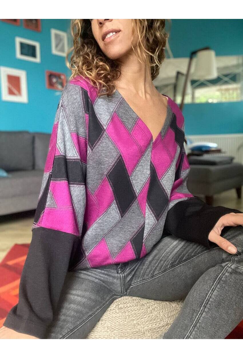 Kadın Fuşya V Yaka Baklava Desen Color Block Yarasa Kol Kazak BST3342