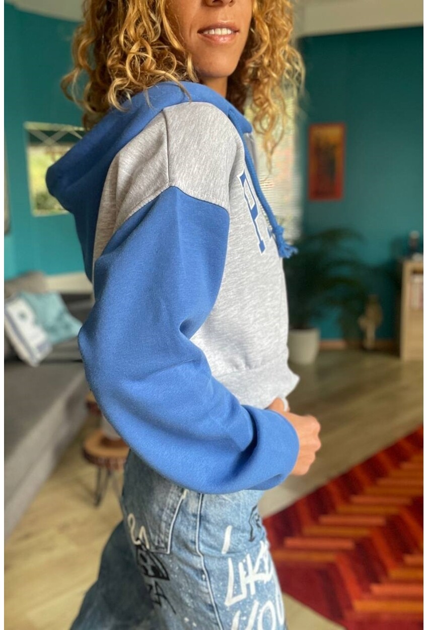 Kadın Gri-Mavi Kapüşonlu Fermuarlı Garnili Üç İplik Crop Sweatshirt Son3