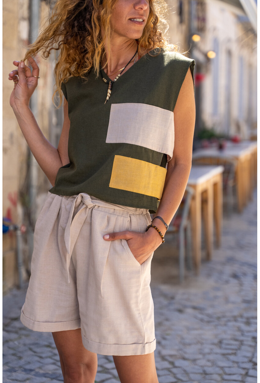 Kadın Haki Önü Detaylı Sıfır Kol Crop Bluz 1St8
