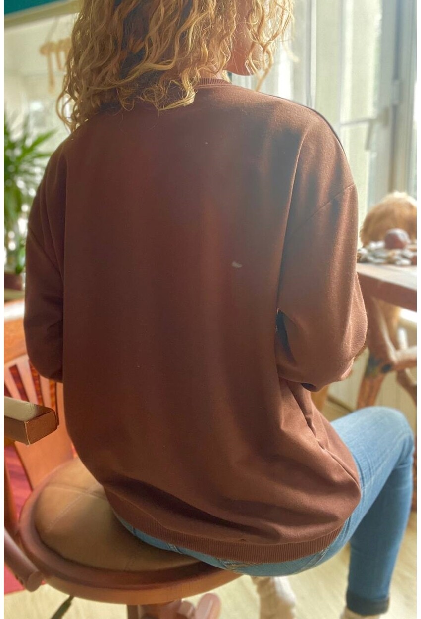 Kadın Kahverengi O Yaka İki İplik Salaş Basic Sweatshirt Vl2