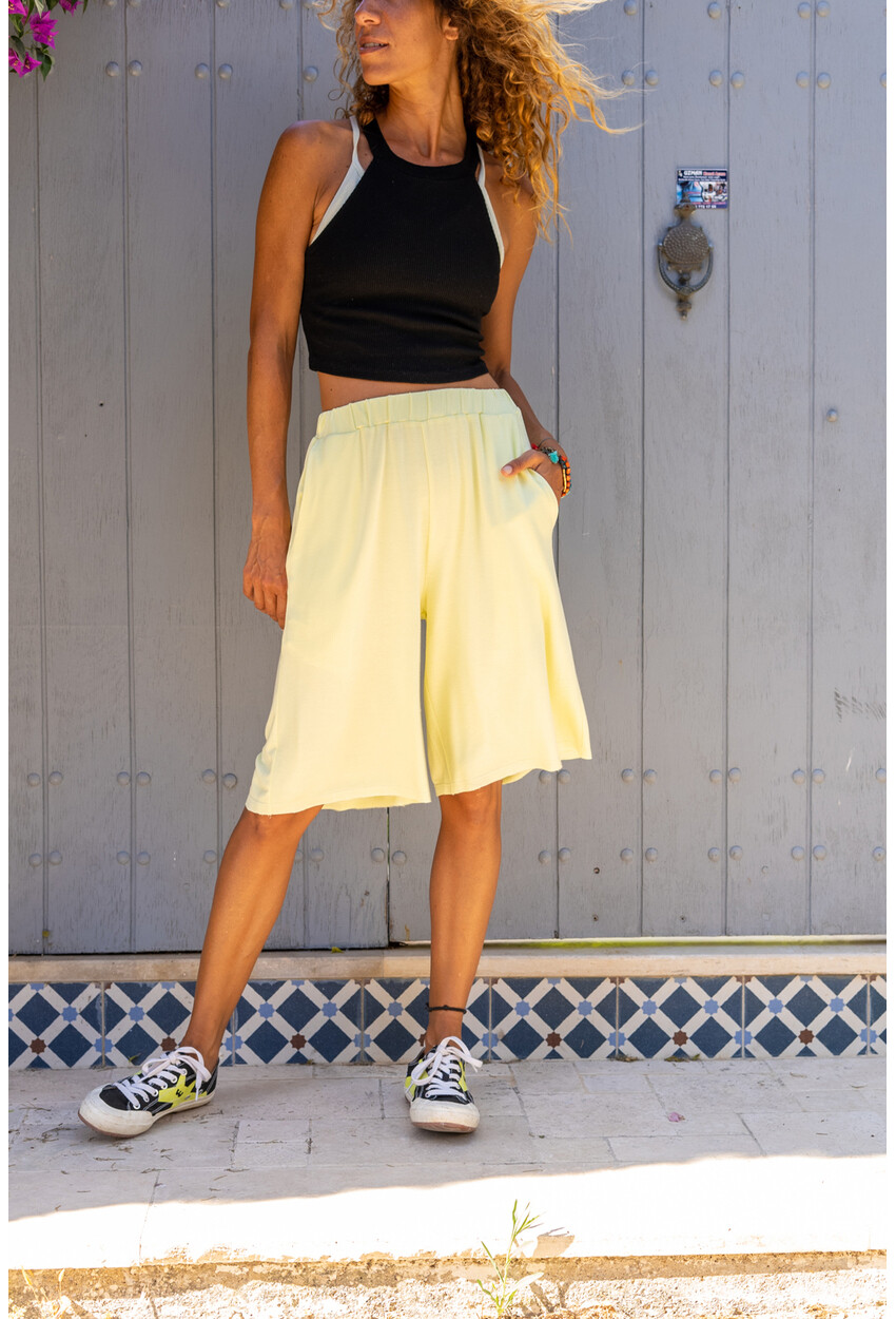 Womens Yellow Pocket Soft Textured Shorts Bst3263