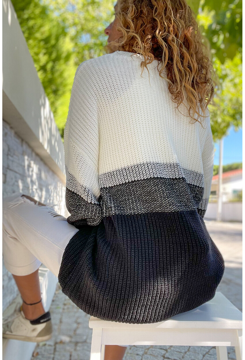 Kadın Siyah-Beyaz Kendinden Dokulu Degrade Oversize Kazak Cck1704