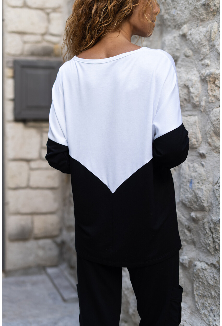 Kadın Siyah-Beyaz V Yaka Color Block Yumuşak Dokulu Salaş Bluz GK-BST3167