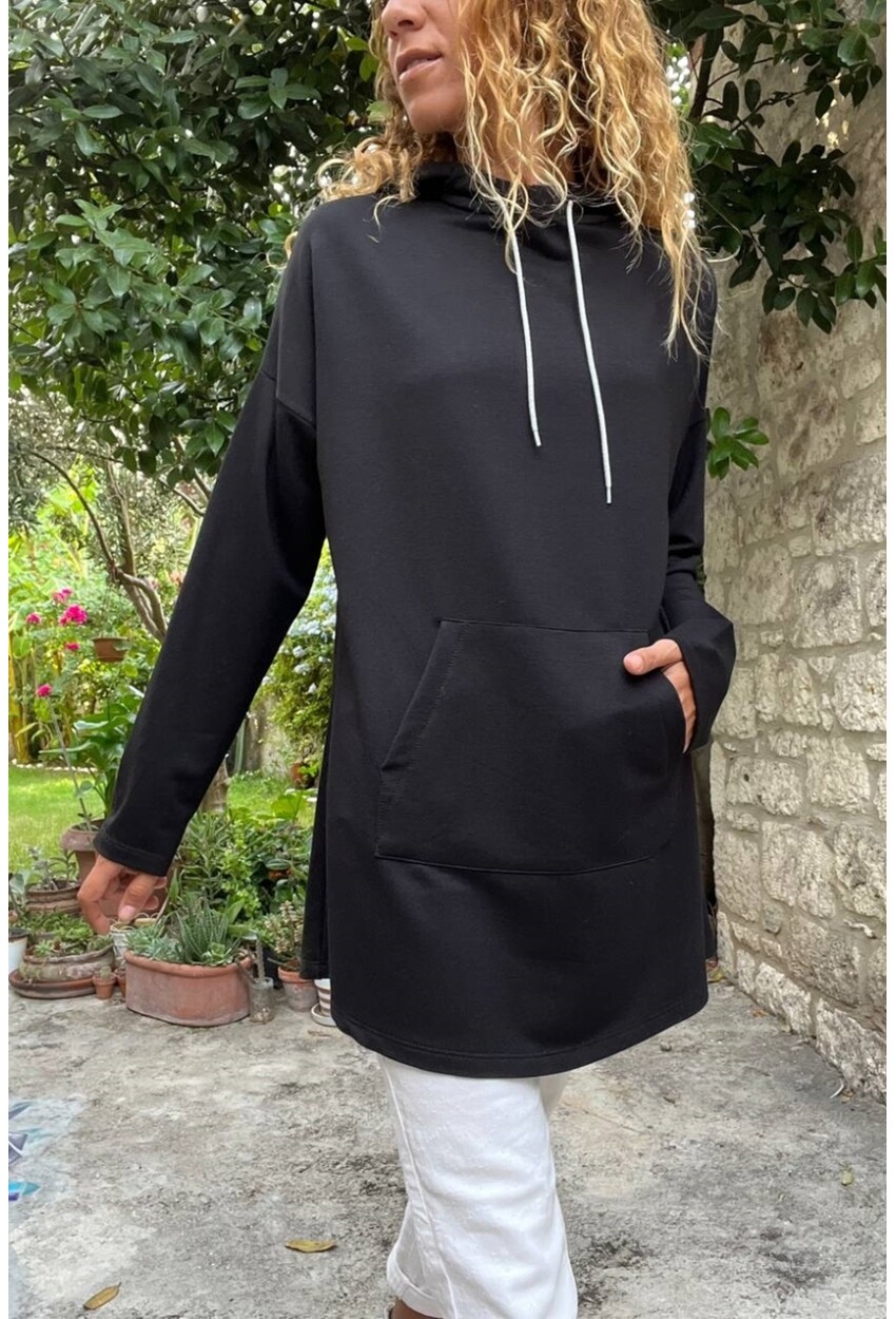 Kadın Siyah Kapüşonlu Kanguru Cep Uzun Salaş Sweatshirt Bst3476