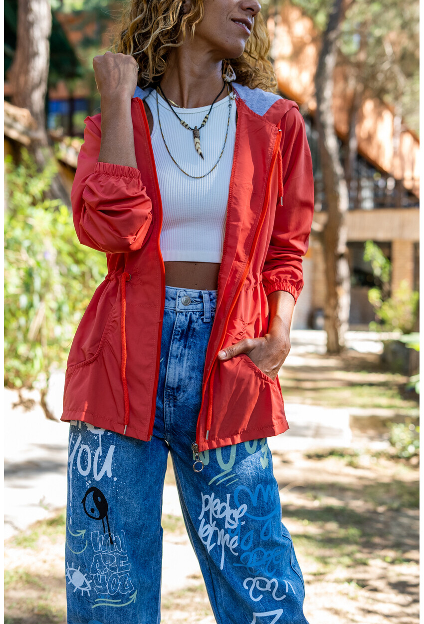 Kadın Turuncu Kapüşonlu Beli Büzgülü Fermuarlı Cepli Yağmurluk Rm2999