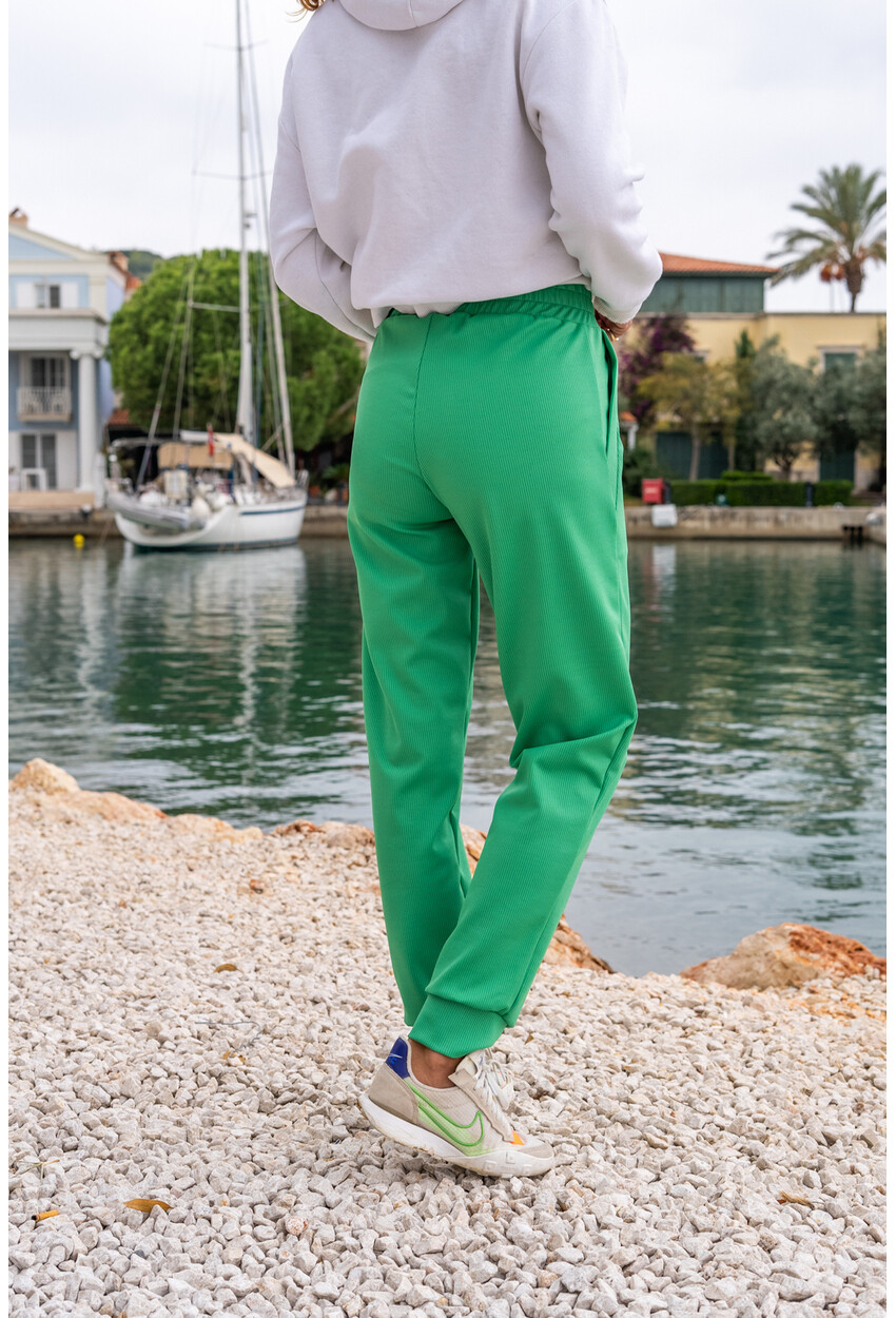 Kadın Yeşil Kendinden Dokulu Cepli Beli Paçası Lastikli Jogger Pantolon Bst3325