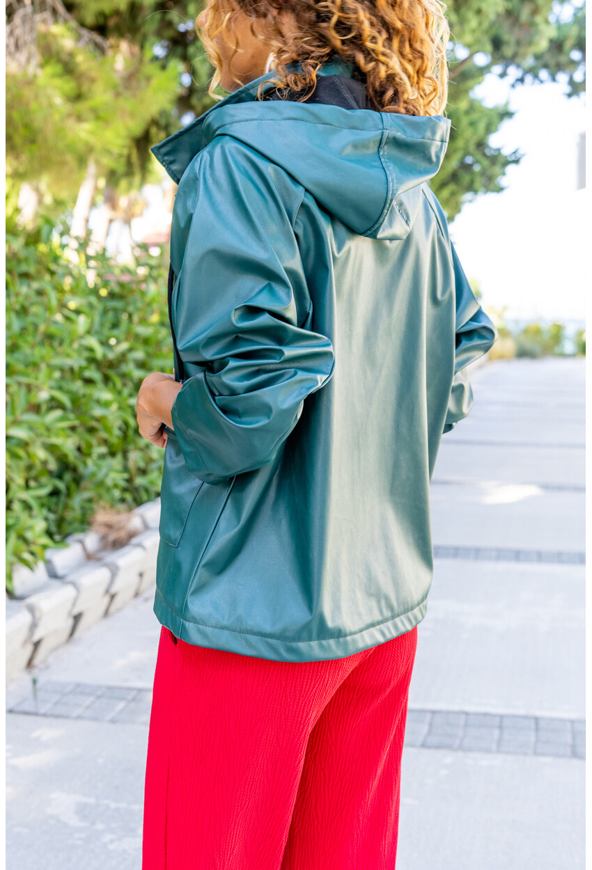 Kadın Zümrüt Yeşili Deri Kapüşonlu Cepli Çıtçıtlı Ceket Rm1888