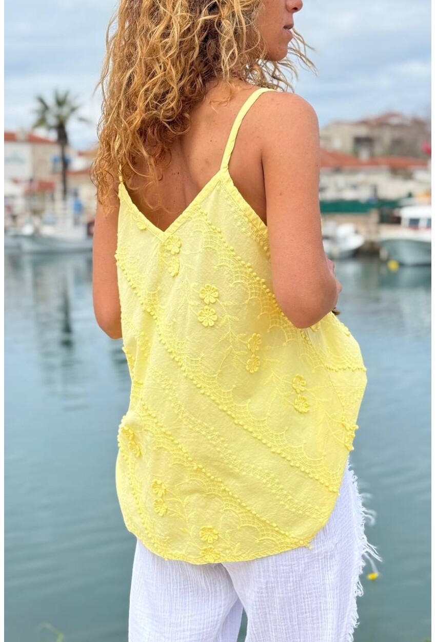 İtalyan Sarı Askılı Nakışlı Salaş Dokuma Bluz 65 52
