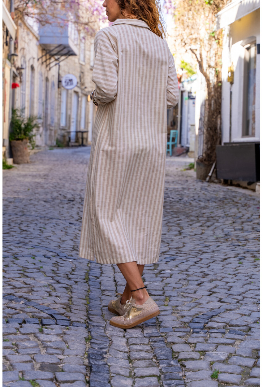 Kadın Bej Çizgili Polo Yaka Cepli Yanı Yırtmaçlı Uzun Elbise BST700-3579