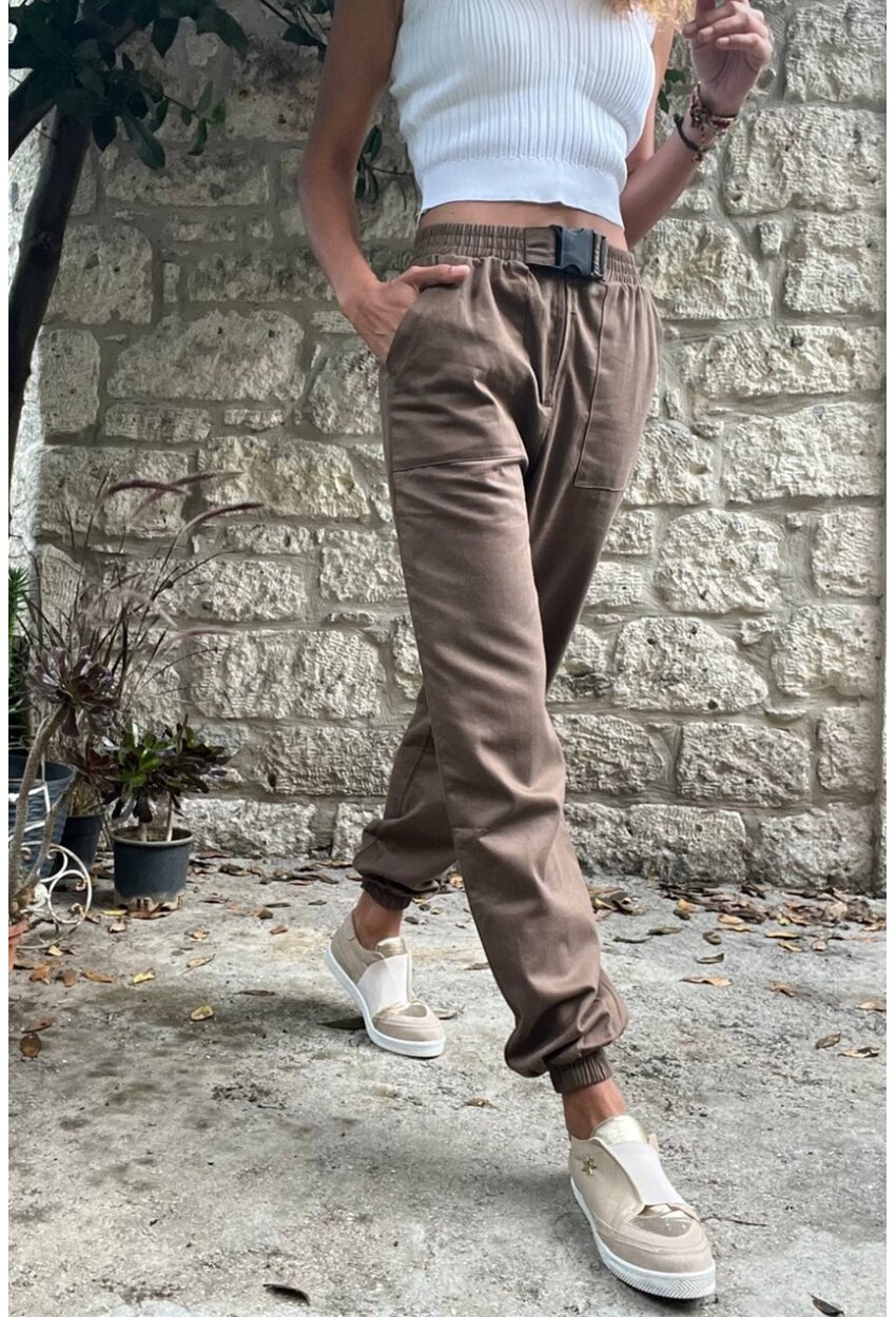 Kadın Bej Kemeri Tokalı Beli Paçası Lastikli Cepli Kargo Pantolon 1St2