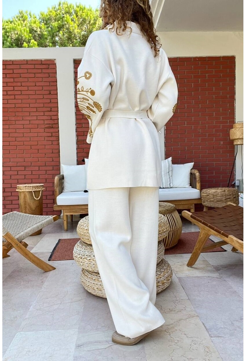 Kadın Bej Nakışlı Kuşaklı Salaş Kimono Pantolon Takım CP-M7057