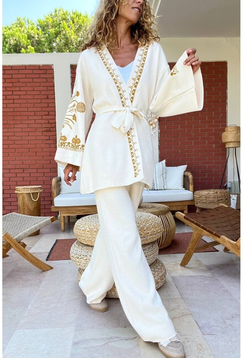 Kadın Bej Nakışlı Kuşaklı Salaş Kimono Pantolon Takım CP-M7057