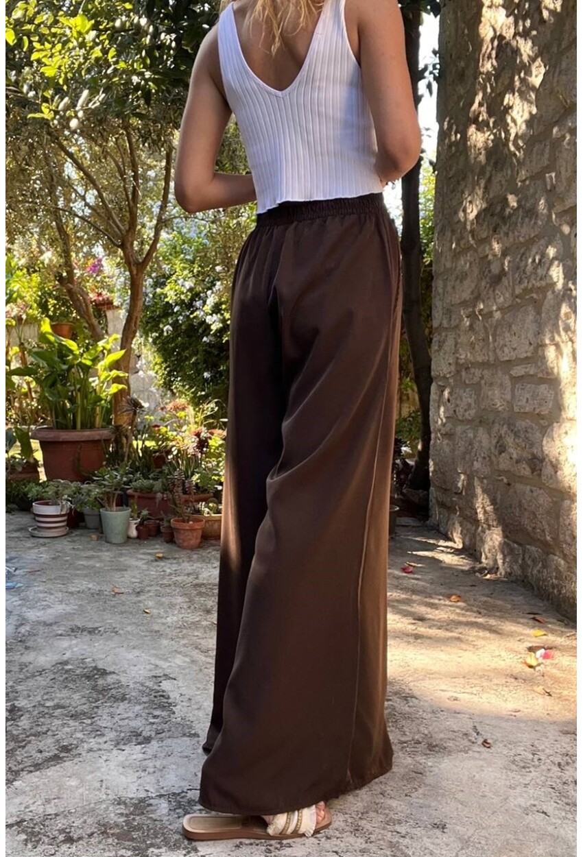 Kadın Kahverengi Beli Lastikli Cepli Bol Paça Yumuşak Dokulu Salaş Pantolon BST3391