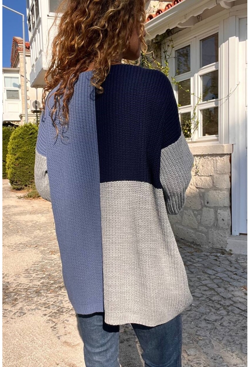 Kadın Lacivert-Sarı Color Block Yumuşak Dokulu Salaş Kazak CCK41000
