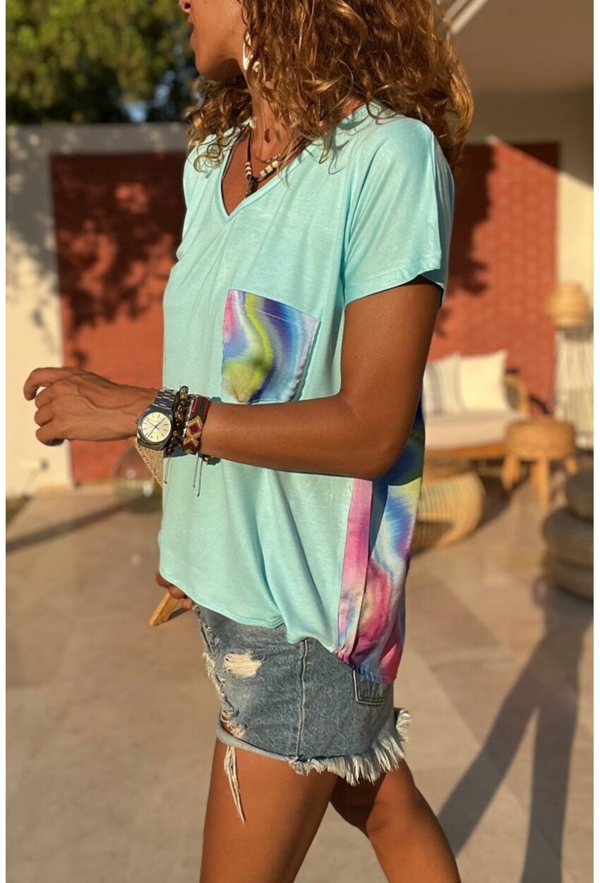Kadın Mavi Renkli Garnili Tek Cep V Yaka Salaş T-Shirt Bst3426