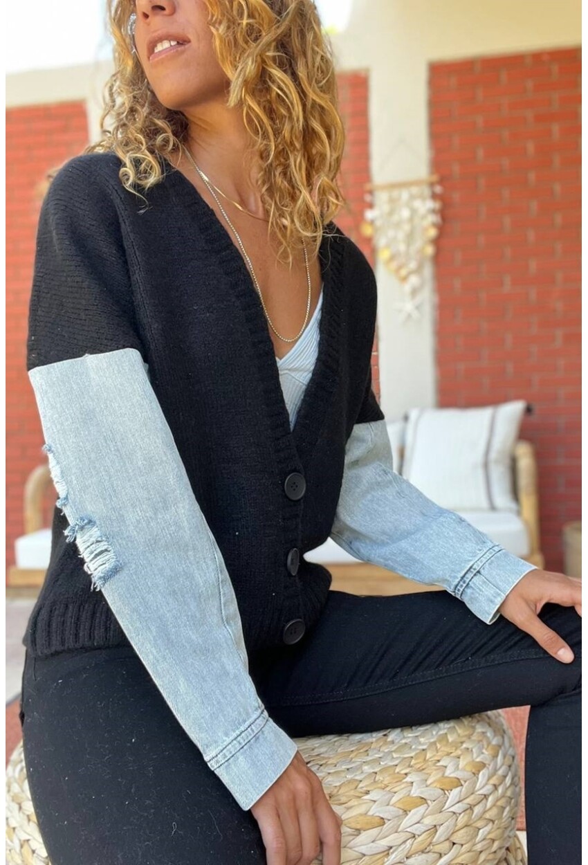 Kadın Siyah Kolu Denim Yumuşak Dokulu Düğmeli Salaş Hırka BND1007
