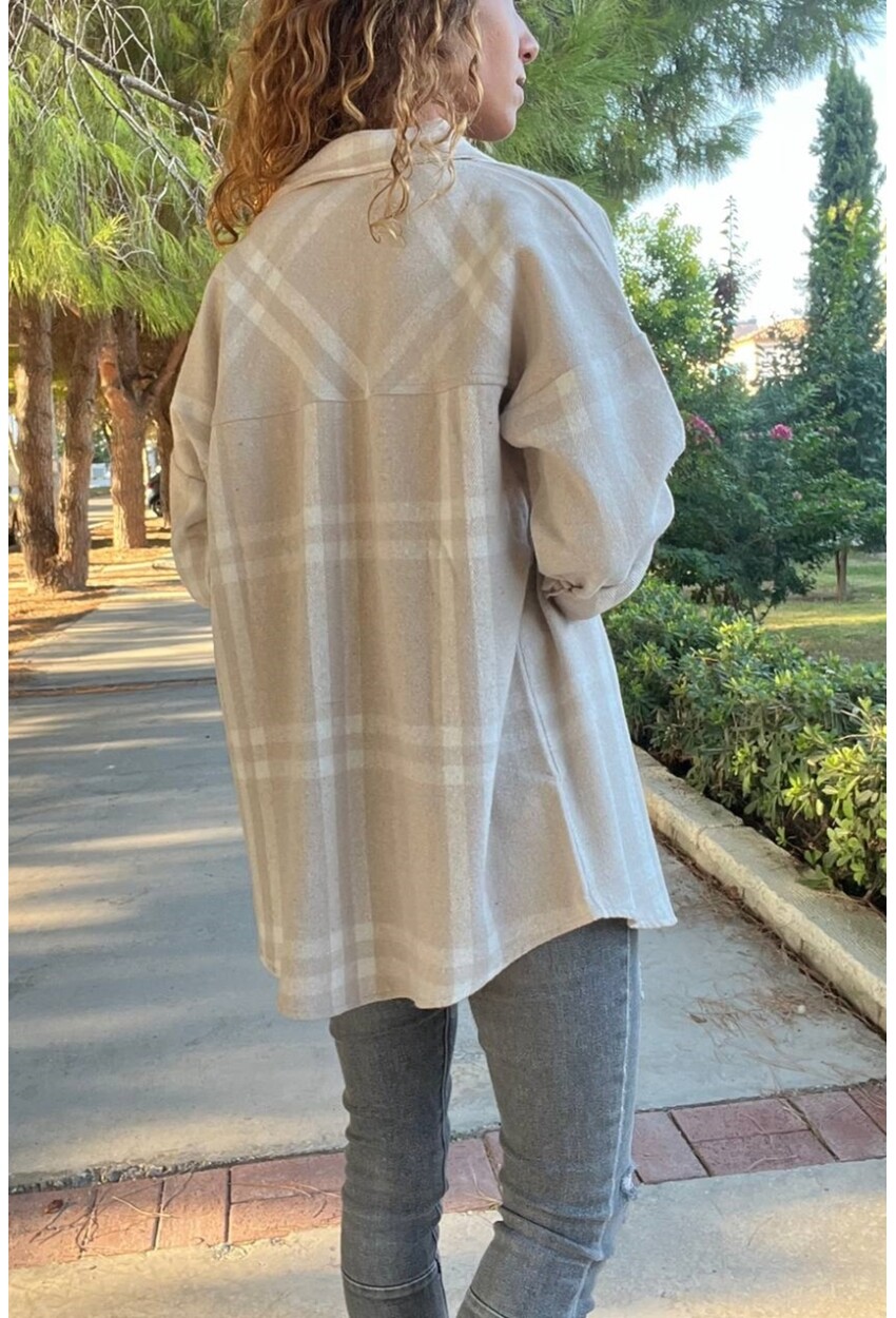 Kadın Taş Oversize Yumuşak Dokulu Kaşe Cepli Gömlek BST700-3539