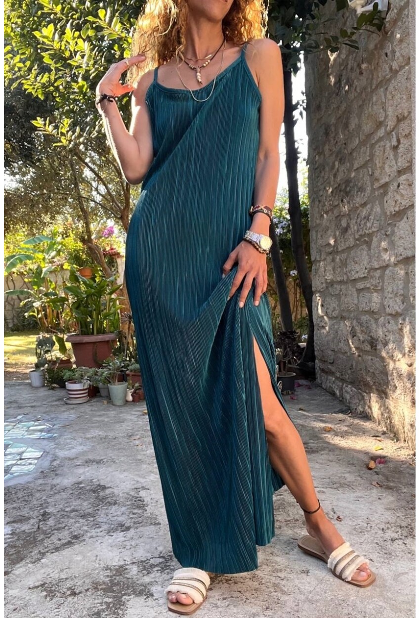 Kadın Zümrüt Askılı Yanı Yırtmaçlı Pliseli Uzun Elbise BST700-3609