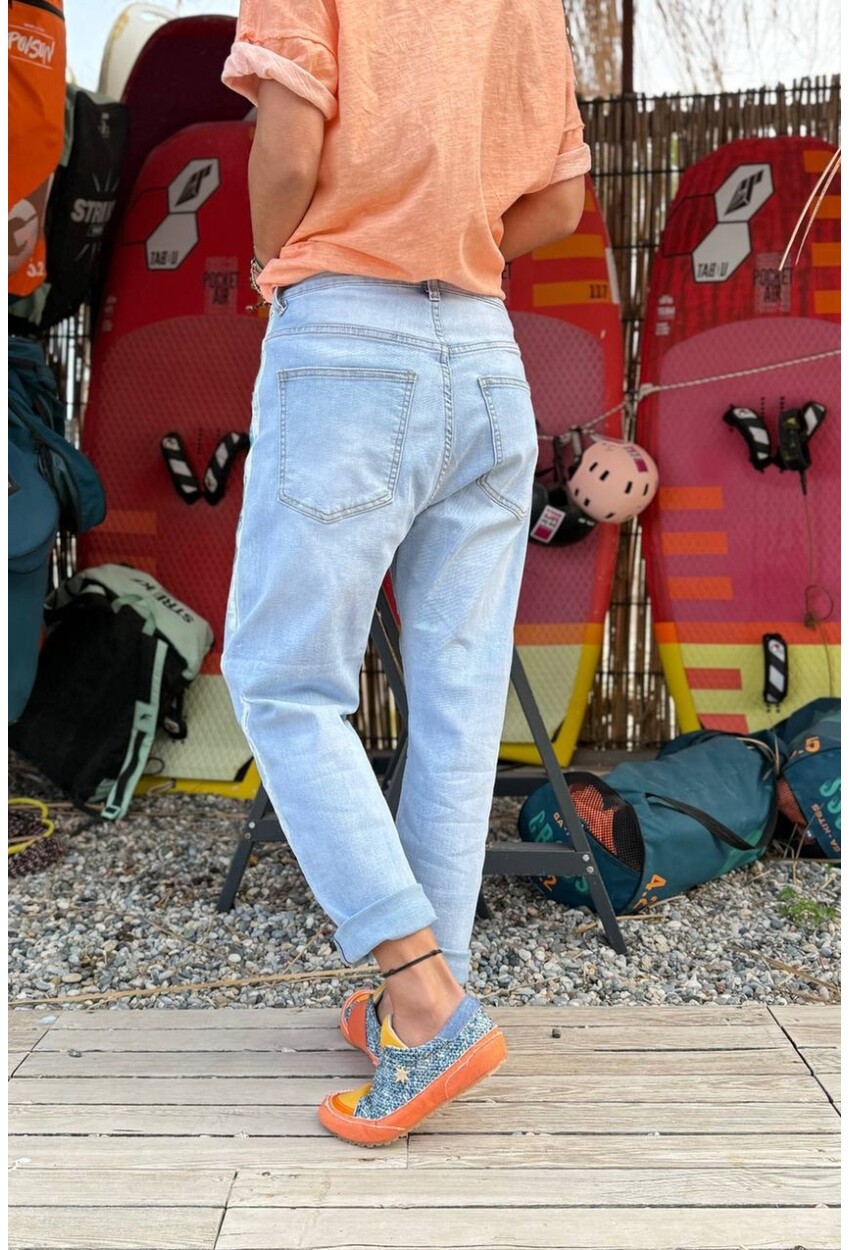 Mavi Cepli Yıkamalı Baskılı Normal Bel Boru Paça Salaş Denim Pantolon 95 55