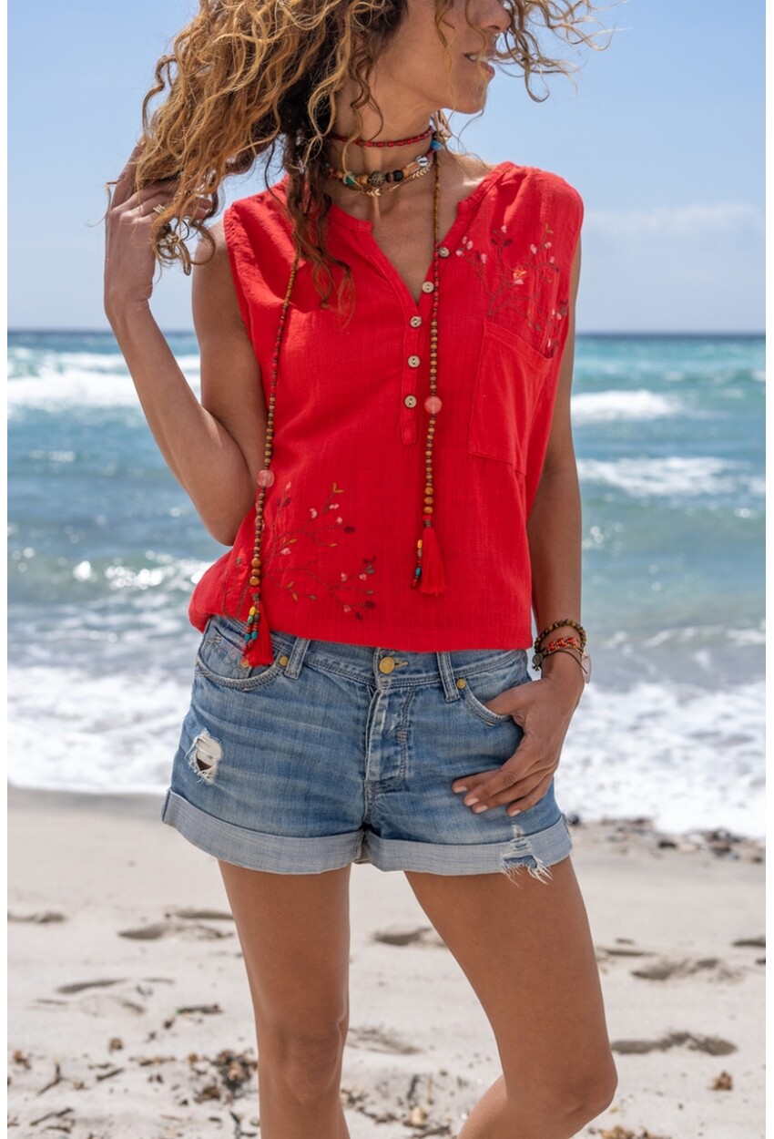 Womens Red Washed Linen Embroidered Pocket Half Pat Sleeveless Blouse GK-RSD2042