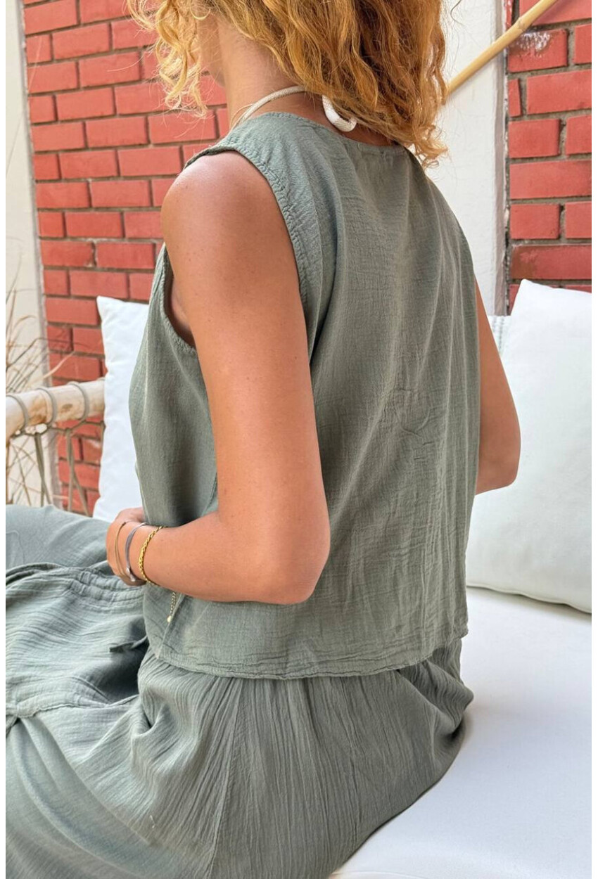 Haki Kolsuz Büzgülü Pamuklu Crop Fit Dokuma Bluz 50 45