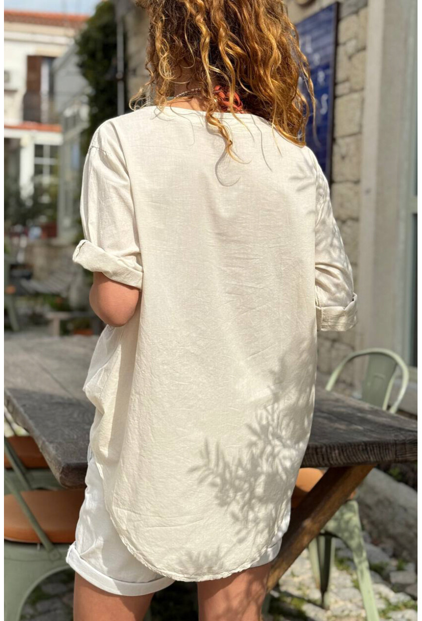 İtalyan Bej Düğmeli Yaka Yıkamalı Omzu Fileli Pul Payet Aplikeli Salaş Dokuma Bluz 70 55