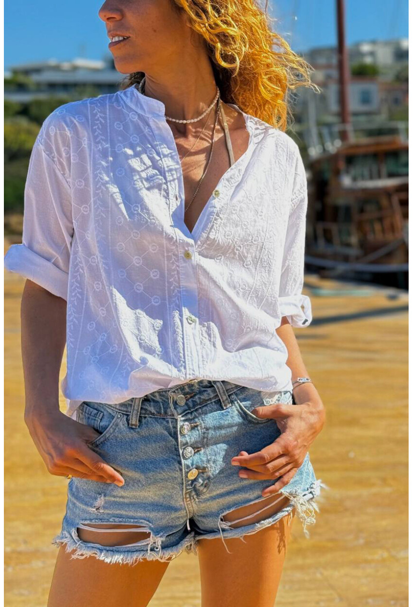 İtalyan Beyaz Hakim Yaka Etnik Desenli Yıkamalı Pamuklu Salaş Dokuma Gömlek 75 55