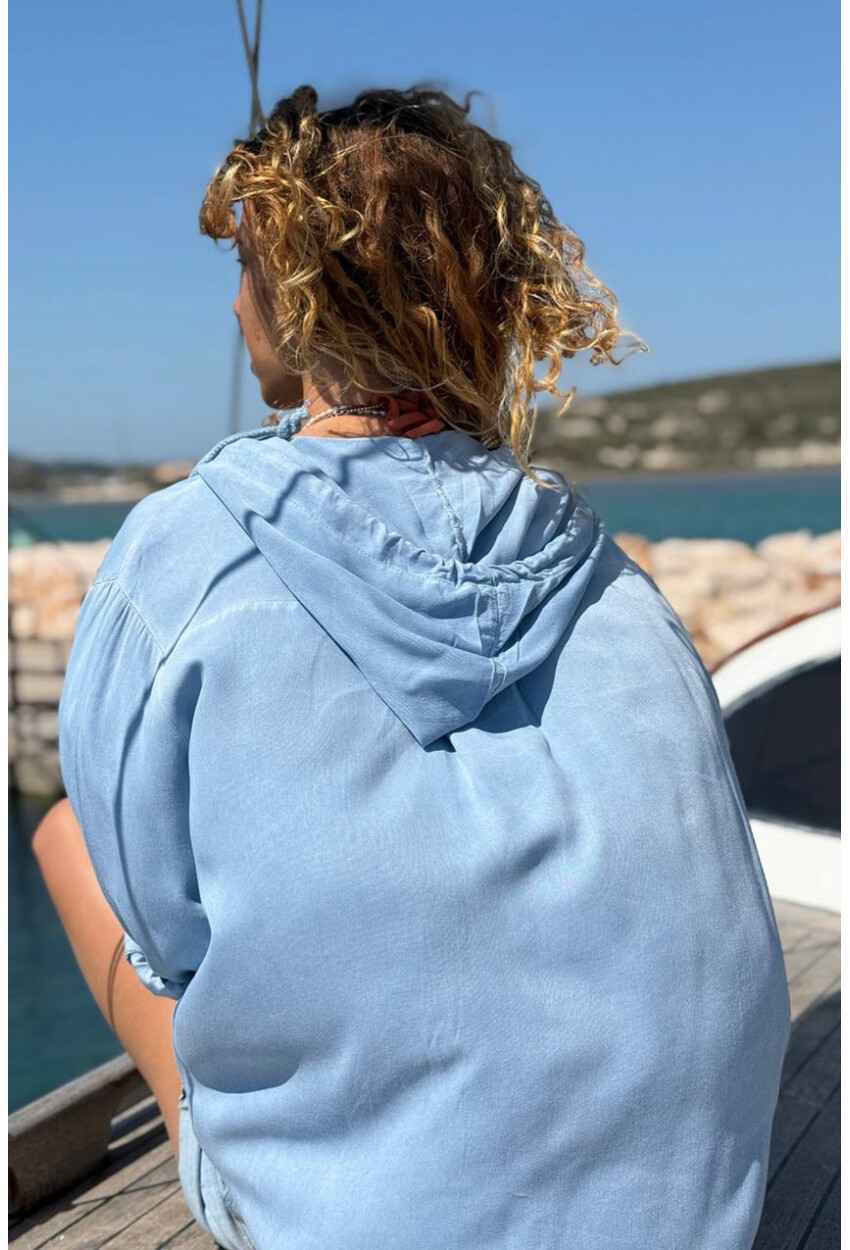 İtalyan İndigo Kapüşonlu Yıkamalı Zımbalı Cepli Pamuklu Salaş Dokuma Gömlek 75 55