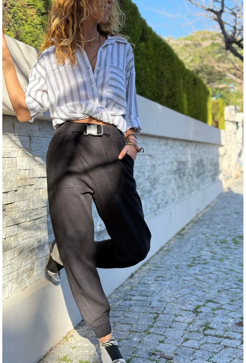 Kadın Siyah Rengi Kemeri Tokalı Beli Paçası Lastikli Cepli Kargo Pantolon 90 30