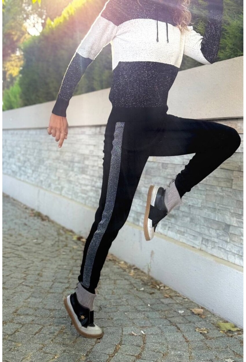 Siyah Simli Yanları Şeritli Lastikli Bel Lastikli Paça Triko Jogger Pantolon 30 100