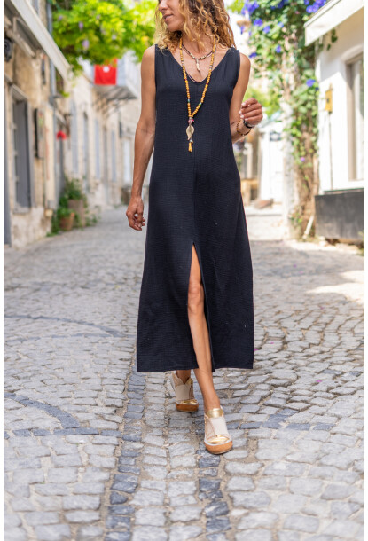 Siyah Müslin V Yaka Önden Yırtmaçlı Uzun Salaş Elbise Bst3419