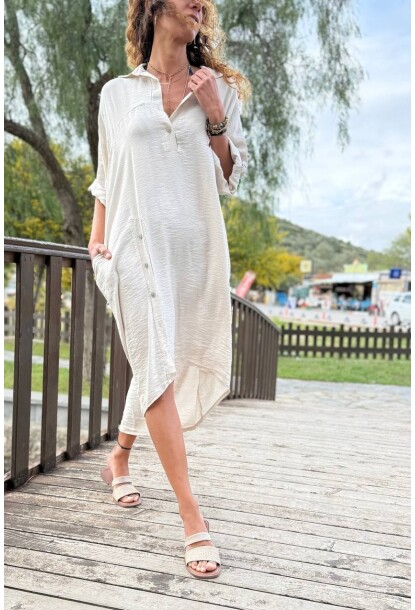 İtalyan Bej Düğmeli Yaka 3/4 Kol Yırtmaçlı Apoletli Yumuşak Dokulu Salaş Dokuma Elbise 125 68