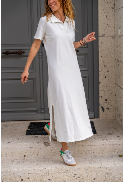 Beyaz Polo Yaka Yanı Yırtmaçlı Uzun Elbise BST700-3525