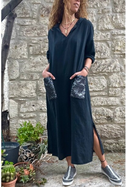 Siyah Kapüşonlu Cebi Pullu Salaş Keten Görünümlü Uzun Elbise 118 63