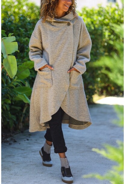 İtalyan Bej Kapüşonlu Cepli Oval Etekli Düğmeli Kaşe Salaş Kaban 100 55